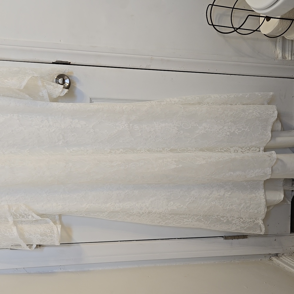 White bridal dress, Lulus, XL - Picture 2 of 8